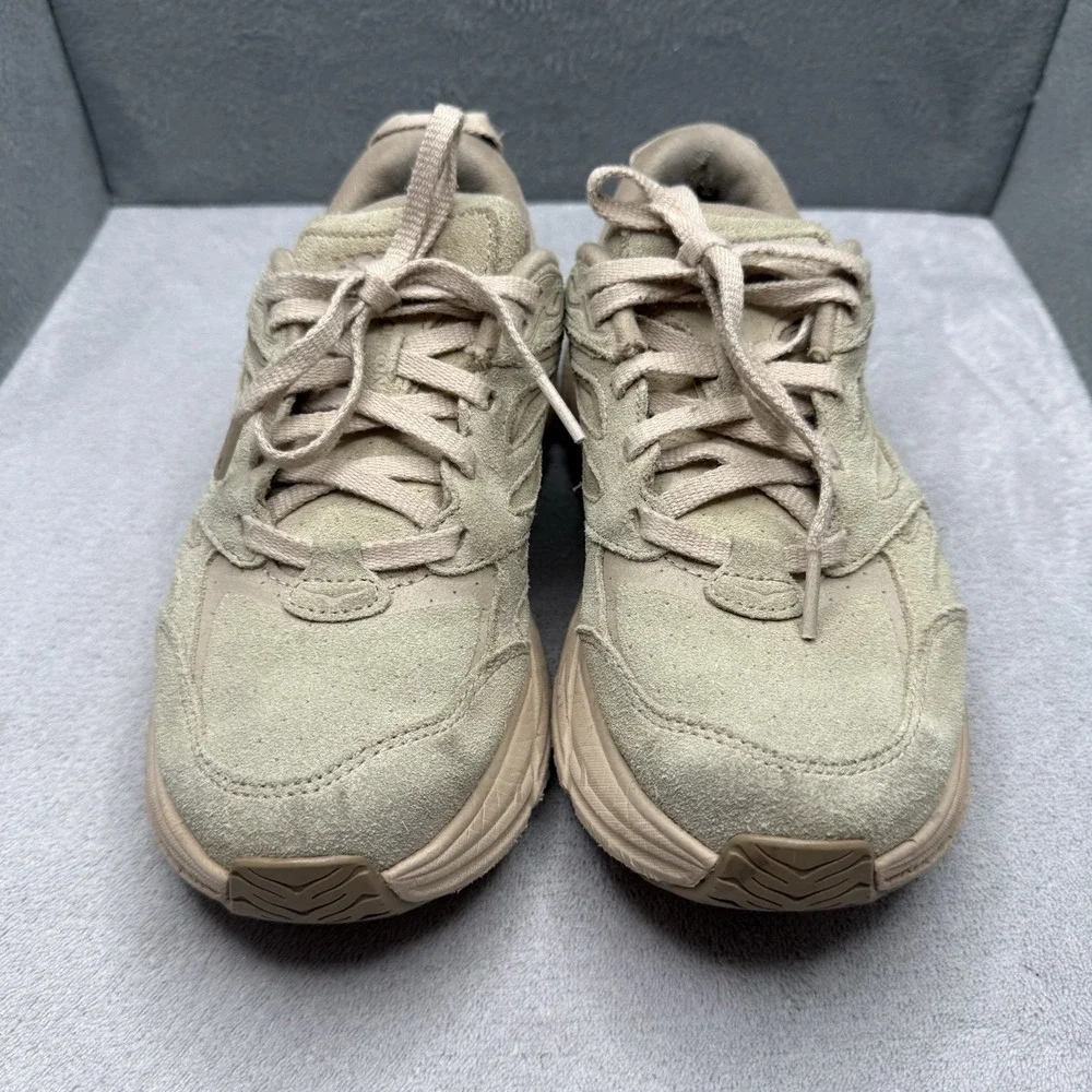 HOKA Clifton L Suede Women's Size 7 Beige Tan Lifestyle Sneakers 1122571-SSDD